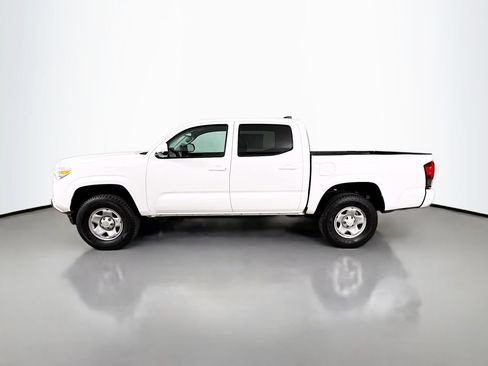 Certified 2023 Toyota Tacoma SR AWD/4WD image 4
