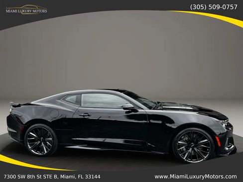 Used 2023 Chevrolet Camaro ZL1 image 1