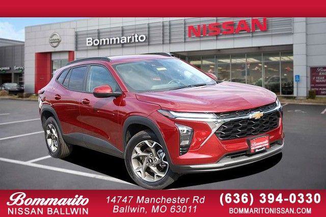 Used 2025 Chevrolet Trax LT w/ LT Convenience Package FWD image 1