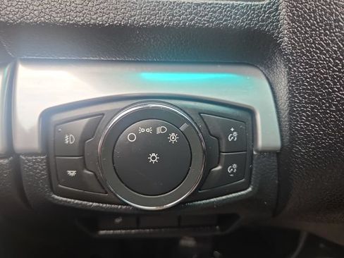 Used 2016 Ford Explorer Limited w/ Equipment Group 301A AWD/4WD image 18