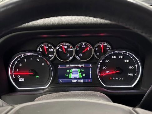 Used 2022 Chevrolet Silverado 1500 LT Trail Boss w/ LT Trail Boss Premium Package image 18