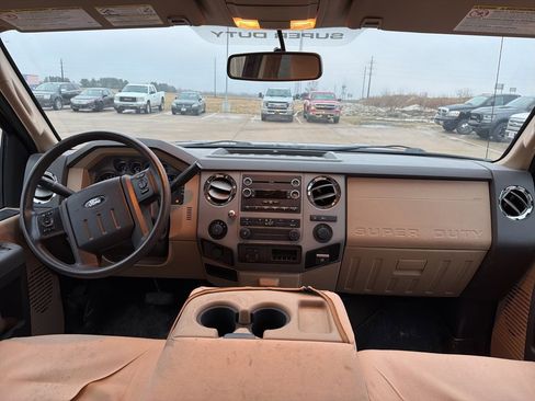 Used 2016 Ford F350 XLT image 11