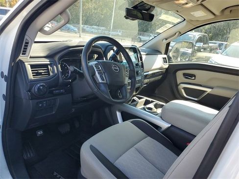 Certified 2024 Nissan Titan SV w/ SV Convenience Package image 11
