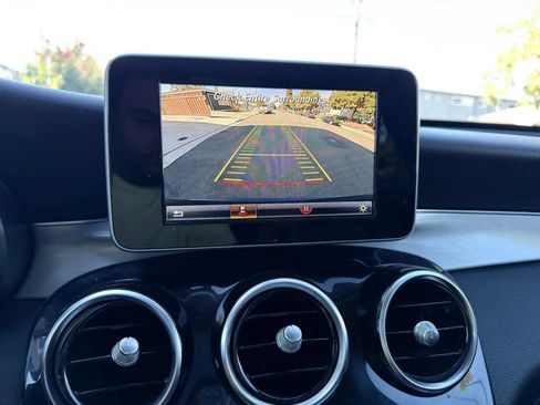 Used 2017 Mercedes-Benz GLC 300 image 15