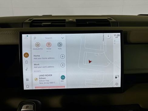 Used 2025 Land Rover Defender 110 S image 16