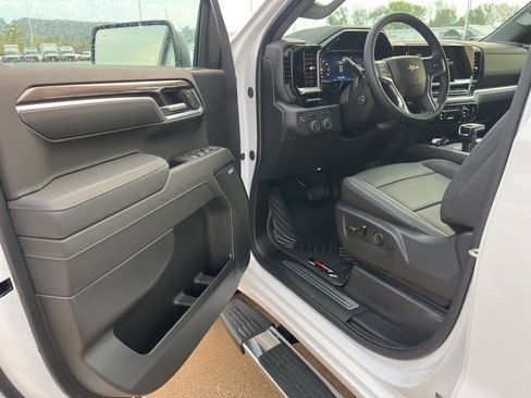 New 2026 Chevrolet Silverado 1500 LTZ w/ LTZ Premium Package image 14