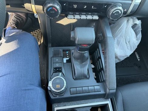 Used 2024 Toyota Tacoma TRD Sport image 10