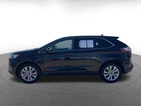 Used 2022 Ford Edge Titanium w/ Equipment Group 301A AWD/4WD image 9