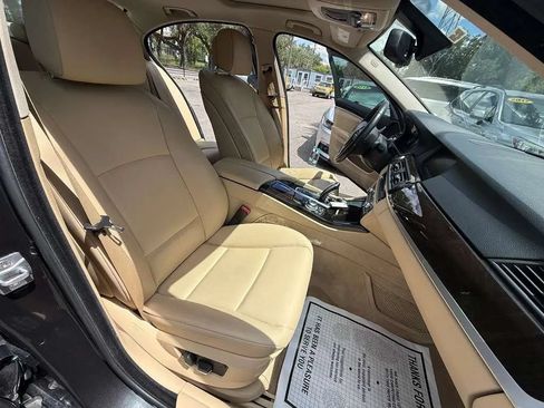 Used 2013 BMW 528i Sedan RWD image 17