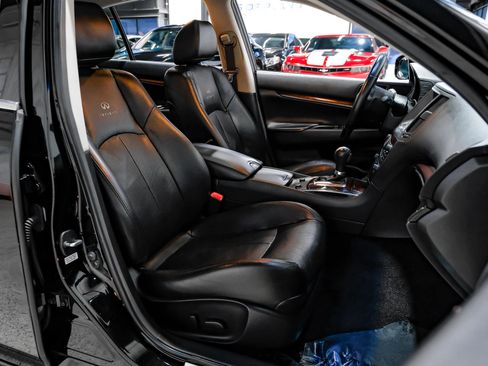 Used 2012 INFINITI G37 Journey w/ Premium Pkg image 43