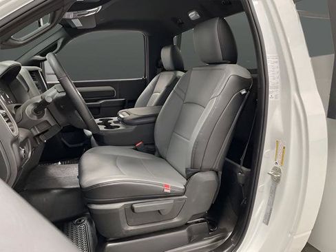 New 2024 RAM 2500 Tradesman w/ Chrome Appearance Group image 10