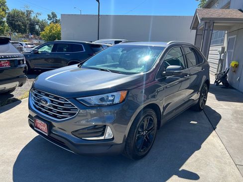 Used 2020 Ford Edge SEL AWD/4WD image 3