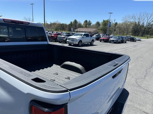 New 2026 Chevrolet Silverado 2500 High Country w/ High Country Premium Package AWD/4WD image 7