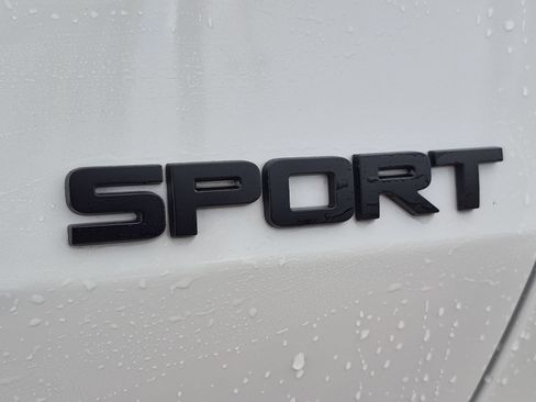 Certified 2025 Honda HR-V Sport image 28