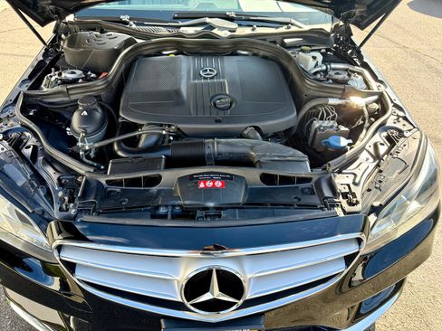 Used 2014 Mercedes-Benz E 250 BlueTEC Sedan image 28
