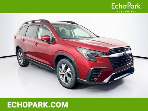 Used 2025 Subaru Ascent Premium image 1