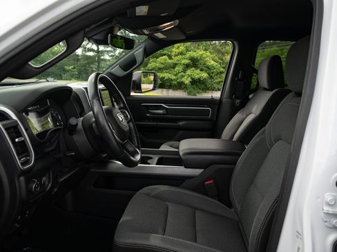 Used 2021 RAM 1500 Big Horn RWD image 14