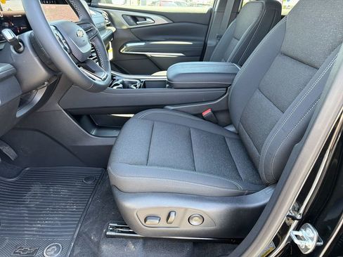 New 2026 Chevrolet Traverse LT image 15