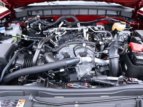 New 2025 Ford Bronco 4-Door image 19