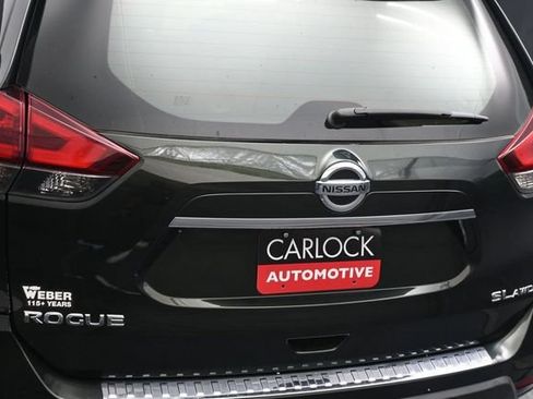 Used 2019 Nissan Rogue SL w/ Premium Package AWD/4WD image 12