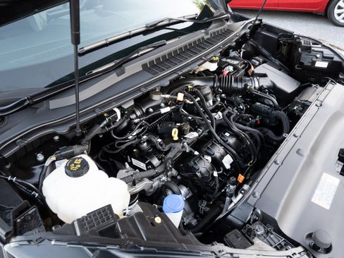 Used 2024 Ford Edge Titanium image 41