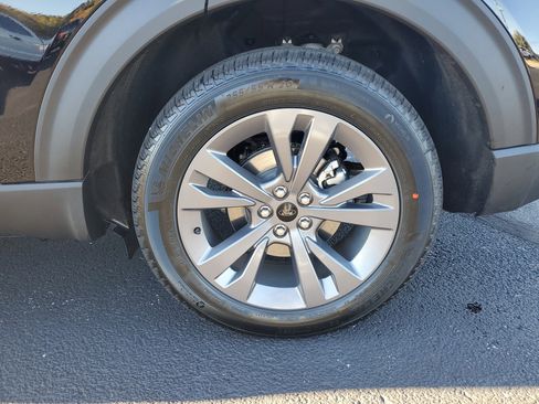 New 2026 Ford Explorer Active image 5