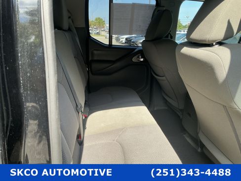 Used 2018 Nissan Frontier SV w/ Value Truck Package RWD image 14