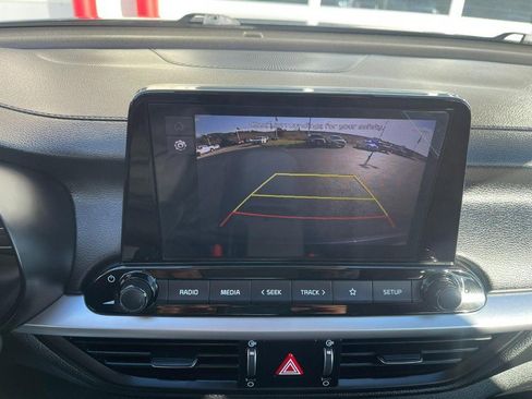 Used 2024 Kia Forte LXS w/ LXS Technology Package image 24