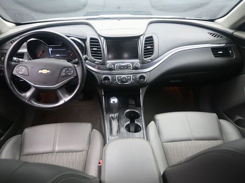Used 2016 Chevrolet Impala LT image 19