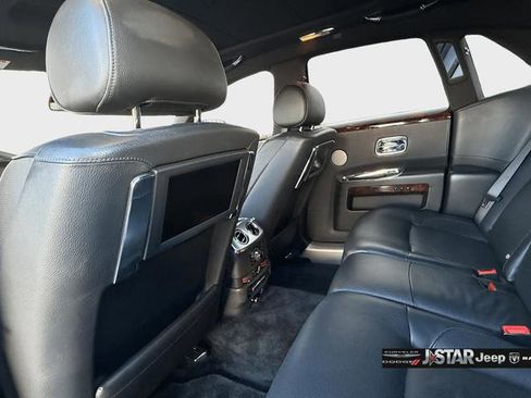Used 2011 Rolls-Royce Ghost image 17