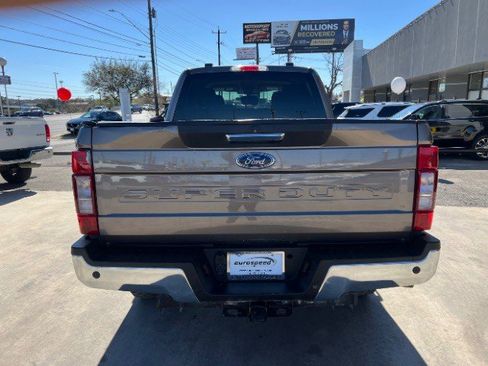Used 2021 Ford F250 XLT w/ XLT Premium Package image 7