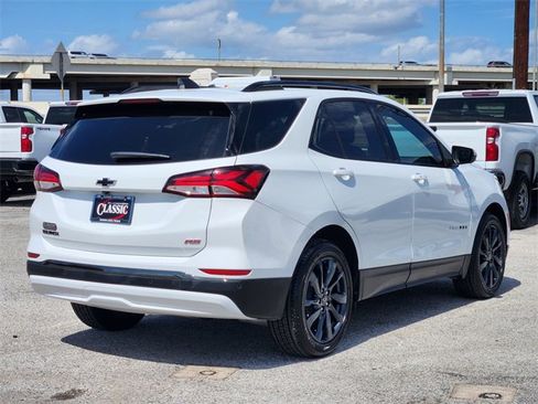 Used 2022 Chevrolet Equinox RS w/ RS Leather Package image 7