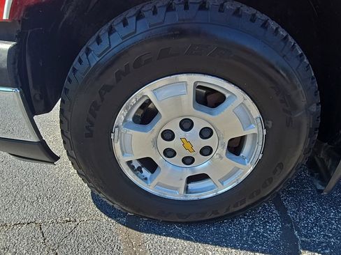 Used 2006 Chevrolet Silverado 1500 W/T image 22