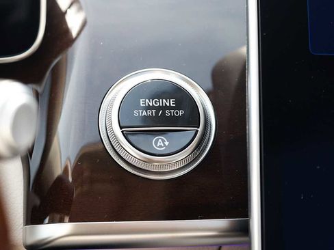 New 2026 Mercedes-Benz S 580 4MATIC Sedan image 21