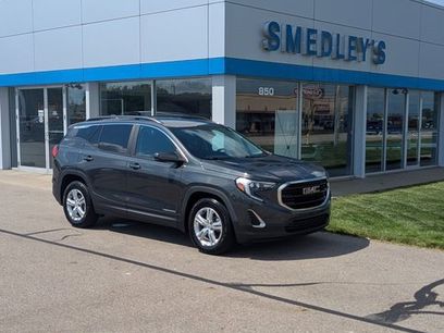 Used 2021 GMC Terrain SLE w/ Driver Convenience Package