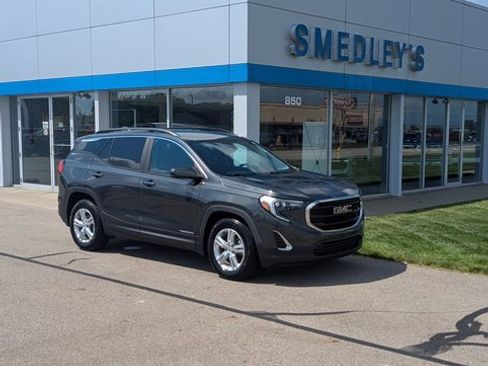 Used 2021 GMC Terrain SLE w/ Driver Convenience Package image 1