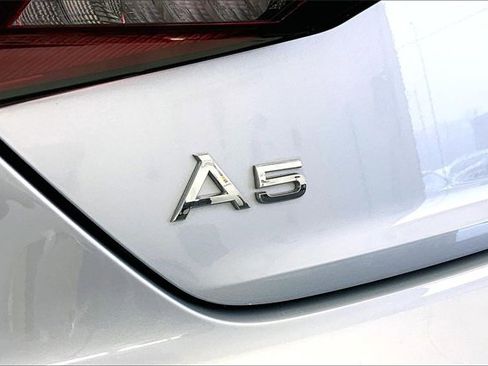 Used 2022 Audi A5 2.0T Premium image 8