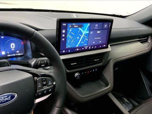 New 2026 Ford Explorer Platinum RWD image 5