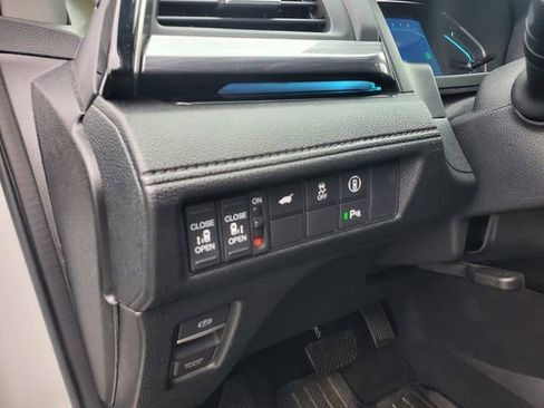 Used 2024 Honda Odyssey Elite image 22