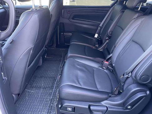 Used 2025 Honda Odyssey Sport-L image 23
