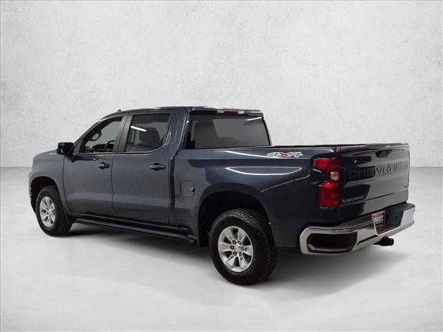 Used 2021 Chevrolet Silverado 1500 LT AWD/4WD image 7
