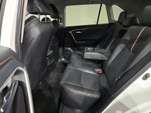 Used 2024 Toyota RAV4 Adventure image 34