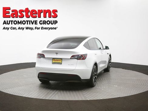 Used 2021 Tesla Model Y Long Range image 36