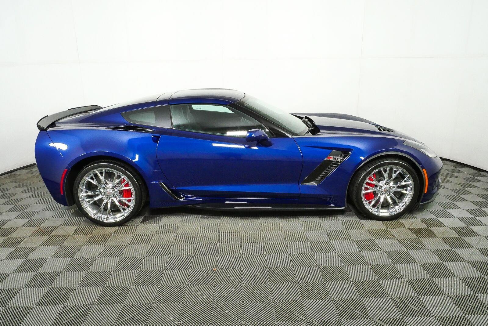 Certified 2017 Chevrolet Corvette Z06 RWD image 2