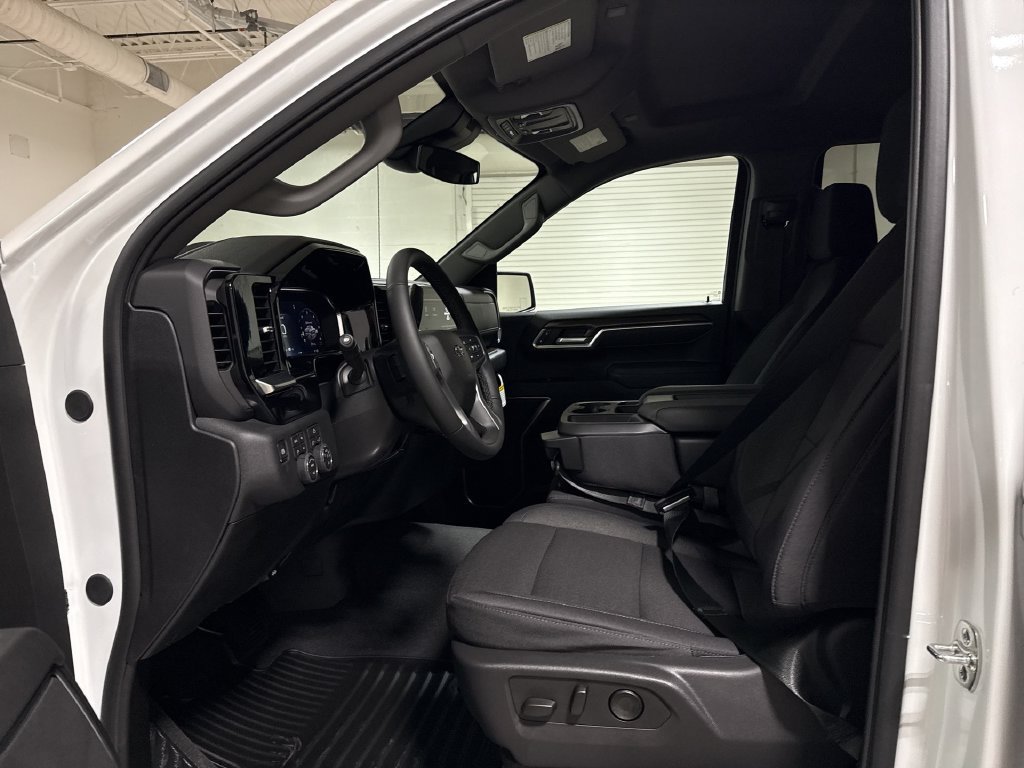 New 2026 Chevrolet Silverado 1500 RST w/ Z71 Off-Road Package AWD/4WD image 20
