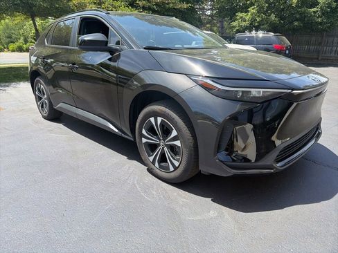 Certified 2024 Toyota bZ4X AWD w/ Weather Package image 14