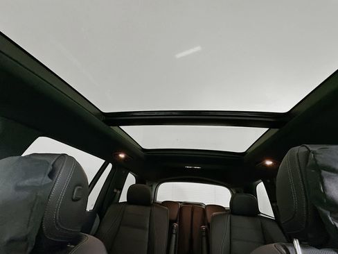New 2026 Mercedes-Benz GLS 450 4MATIC image 24