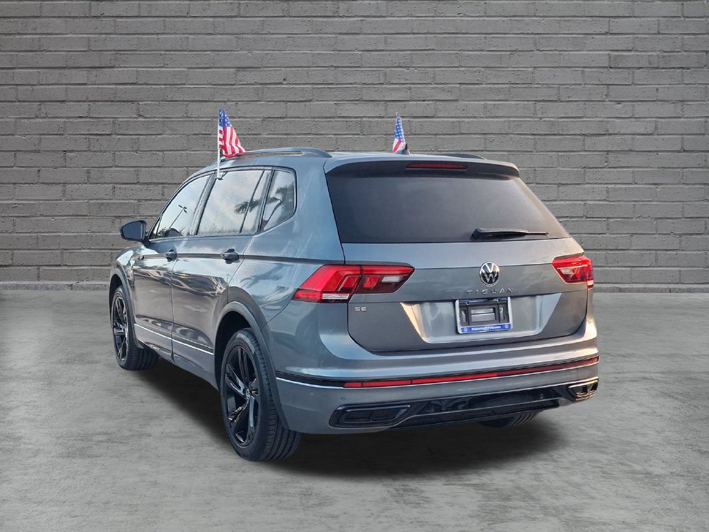 Certified 2024 Volkswagen Tiguan SE R-Line FWD image 9