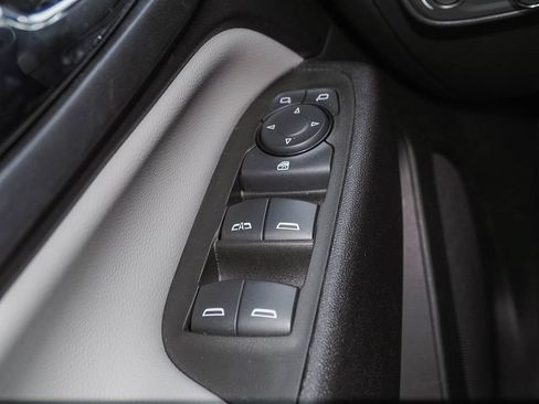 Certified 2024 Chevrolet Equinox LS w/ LS Convenience Package AWD/4WD image 25