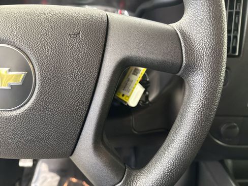 Used 2024 Chevrolet Express 3500 LT w/ LT Preferred Equipment Group image 14